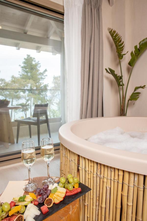 Mako Sea & Suites Pefkochori Ngoại thất bức ảnh